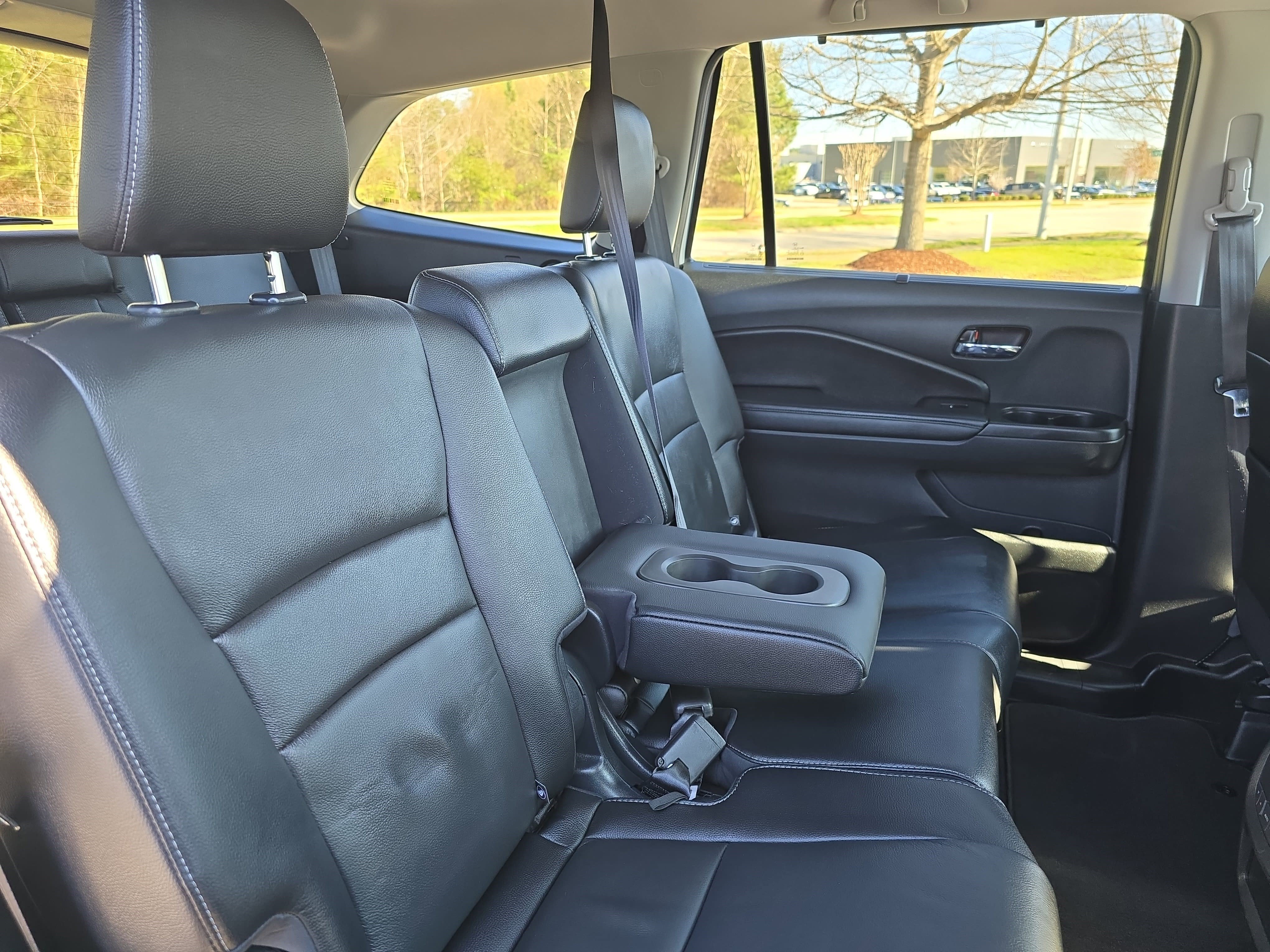 Used 2022 Honda Pilot Special Edition image 12