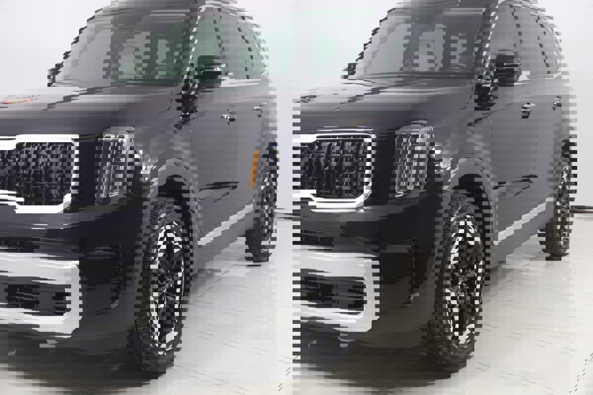 Used 2024 Kia Telluride S w/ S Sunroof Package image 59