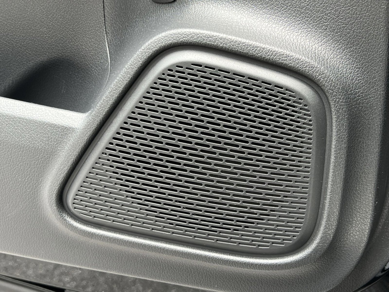 Certified 2025 Mercedes-Benz GLA 250 4MATIC image 34