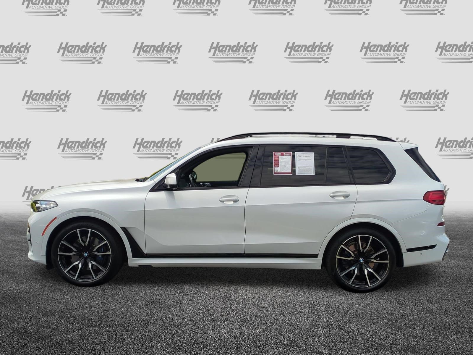 Used 2022 BMW X7 xDrive40i w/ M Sport Package AWD/4WD image 7