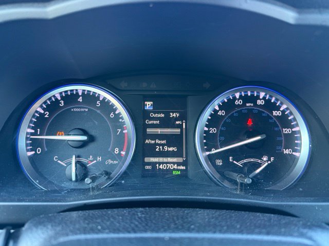 Used 2018 Toyota Highlander XLE AWD/4WD image 17