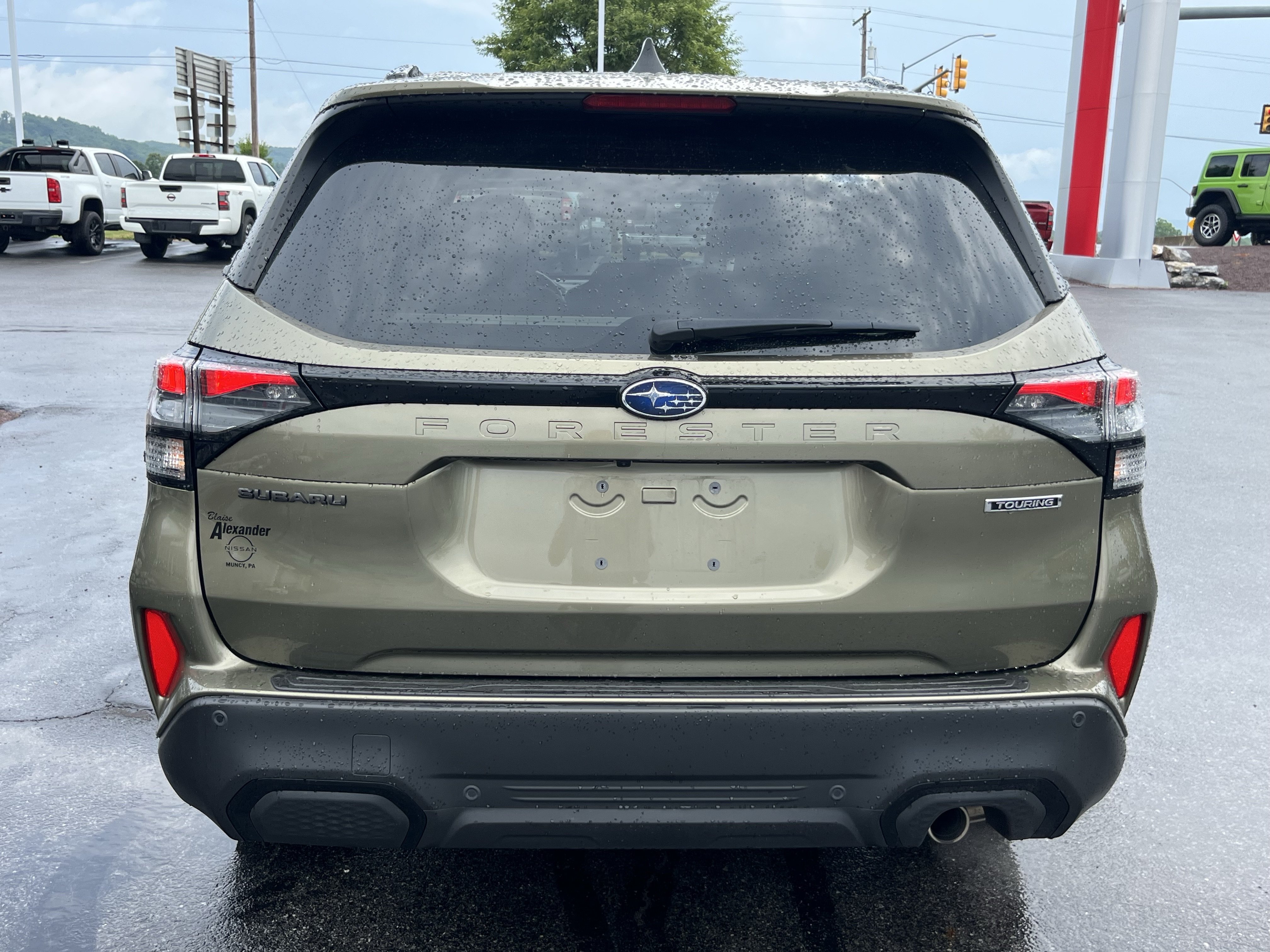 Used 2025 Subaru Forester Touring AWD/4WD image 6