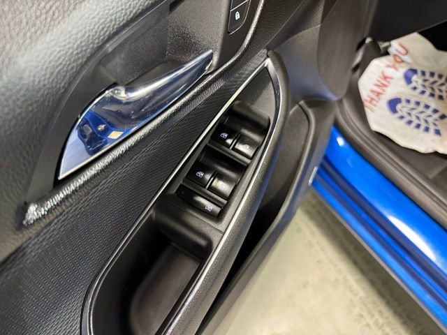 Used 2017 Chevrolet Cruze LT w/ Sun And Sound Package image 11