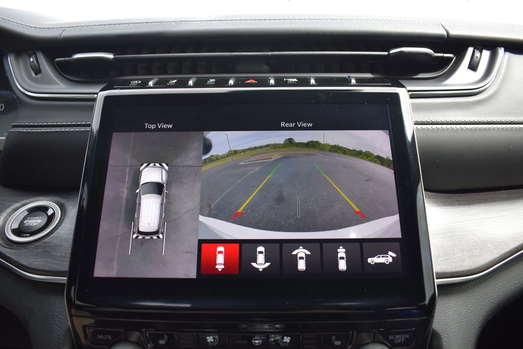 Used 2021 Jeep Grand Cherokee L Overland w/ Advanced Protech Group III image 23