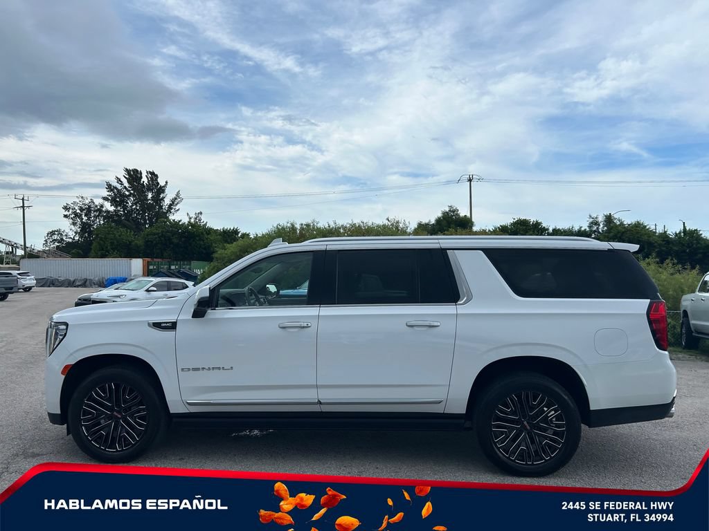 Used 2021 GMC Yukon XL Denali w/ Denali Premium Package RWD image 4