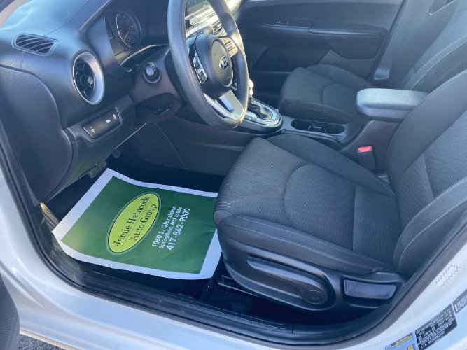 Used 2021 Kia Forte LXS image 8