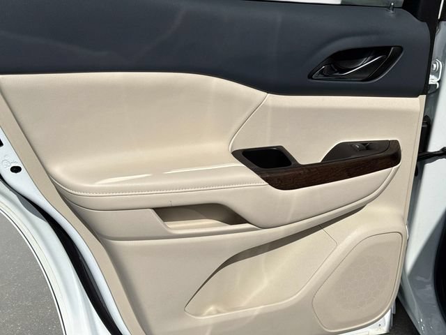Used 2023 GMC Acadia Denali w/ Denali Ultimate Package FWD image 11