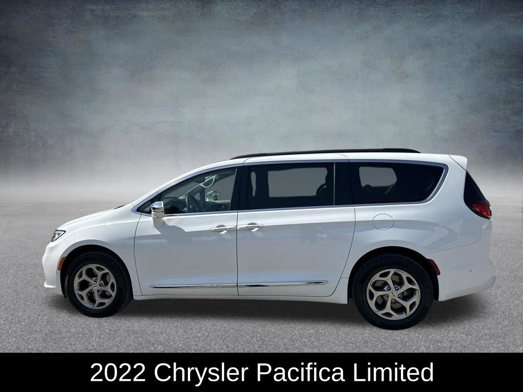 Used 2022 Chrysler Pacifica Limited image 2