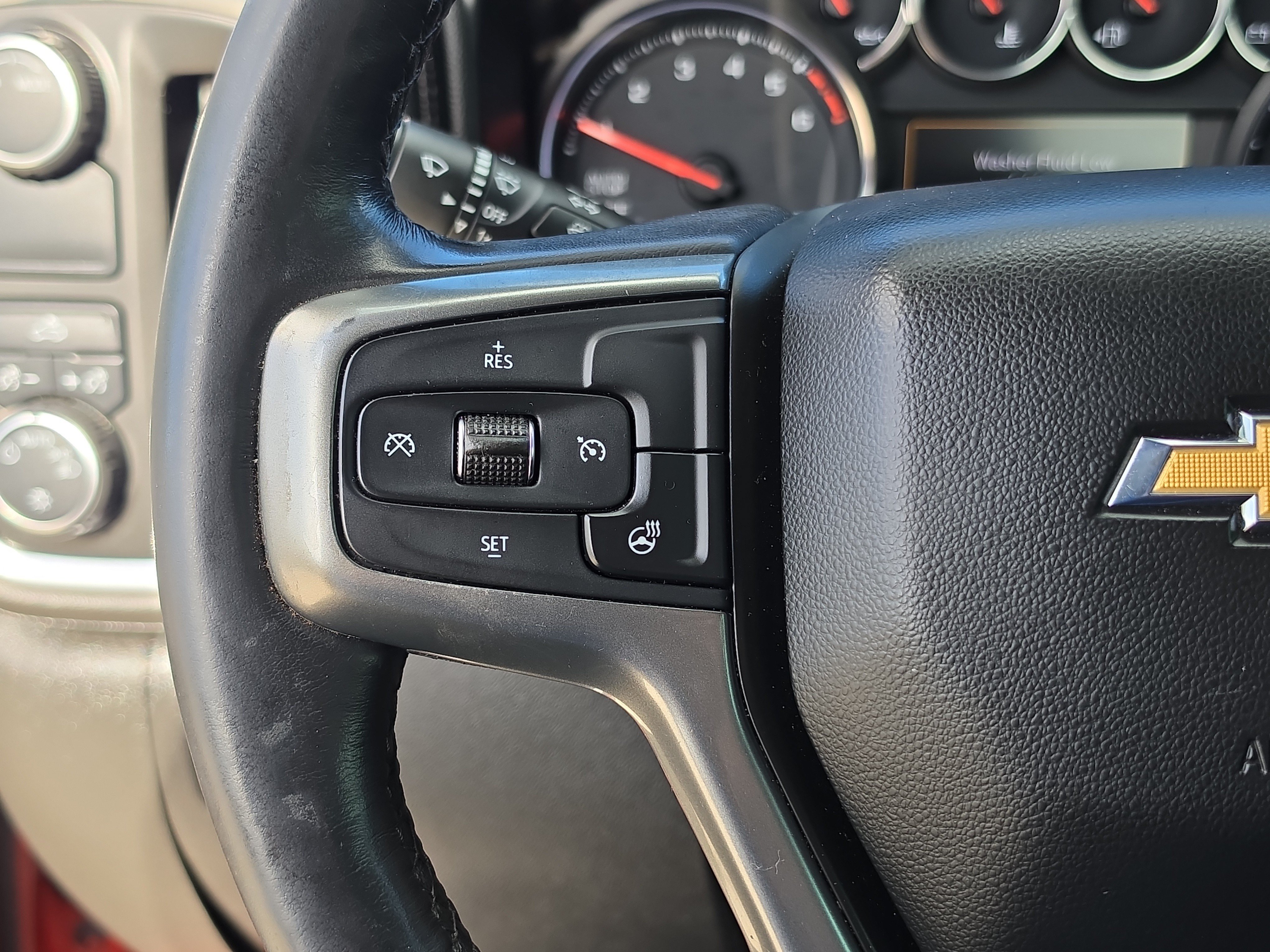 Used 2021 Chevrolet Silverado 1500 LT RWD image 20