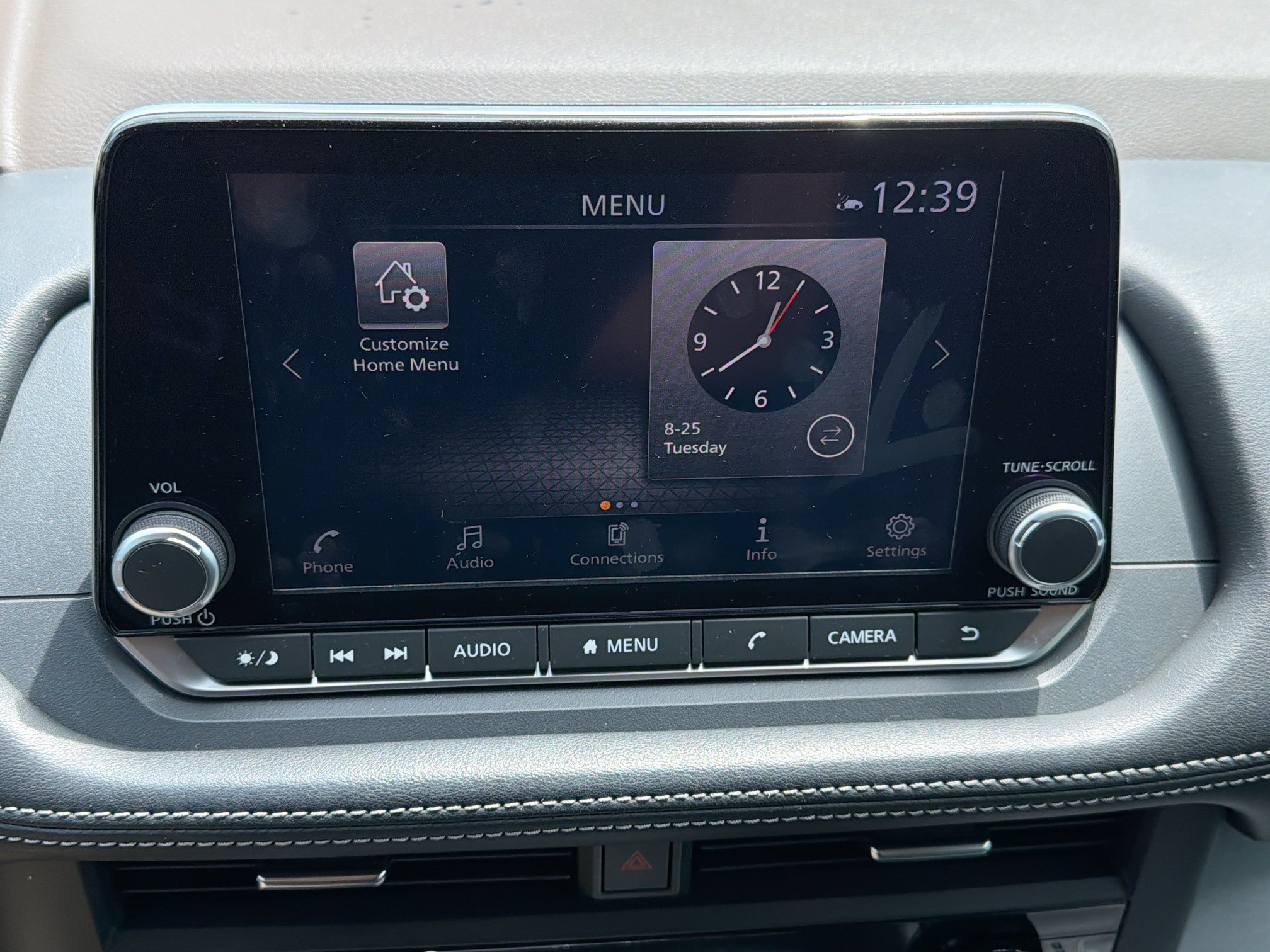 Used 2023 Nissan Rogue SV w/ SV Premium B Package FWD image 30