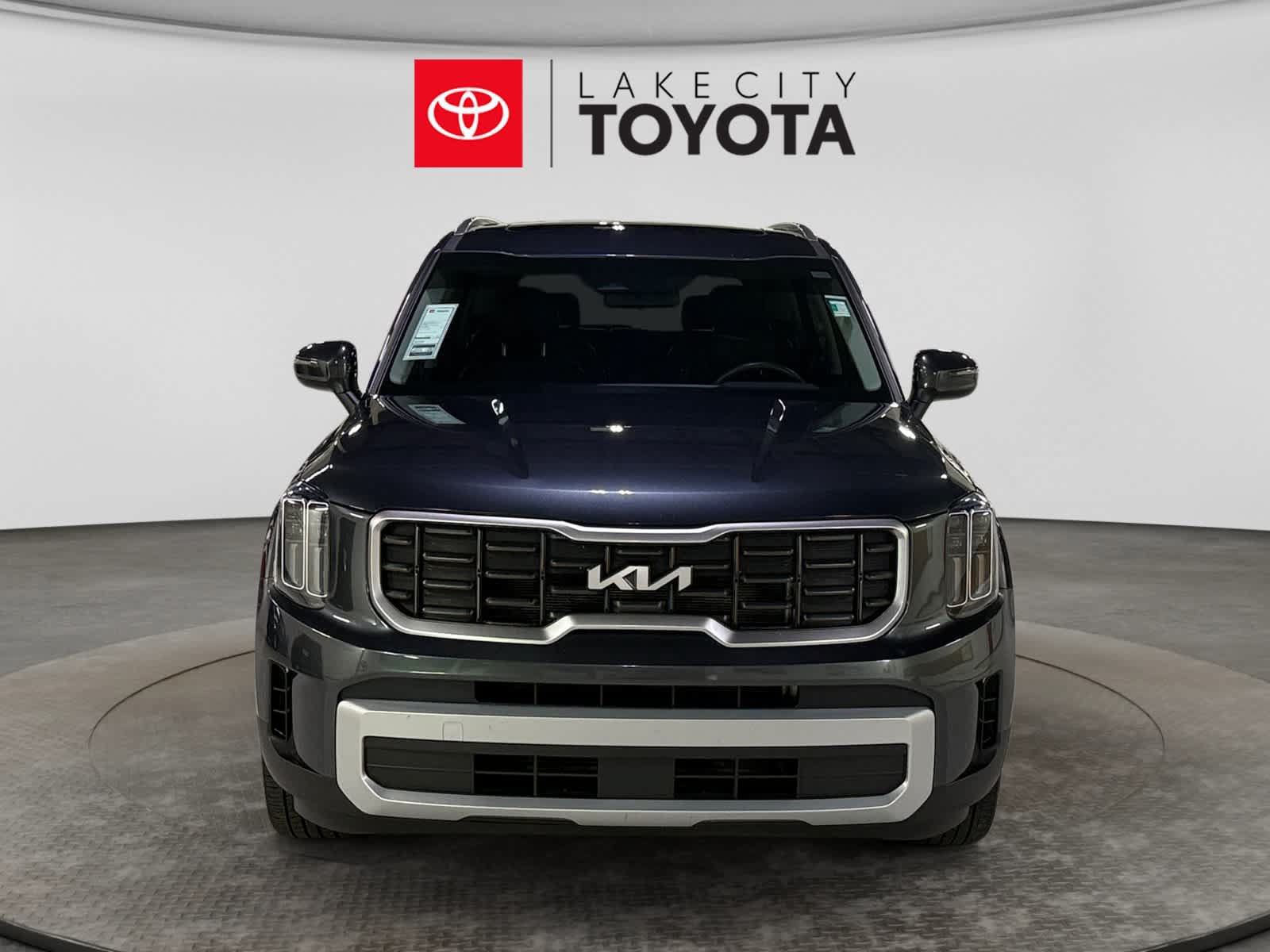 Used 2024 Kia Telluride S w/ S Sunroof Package FWD image 14