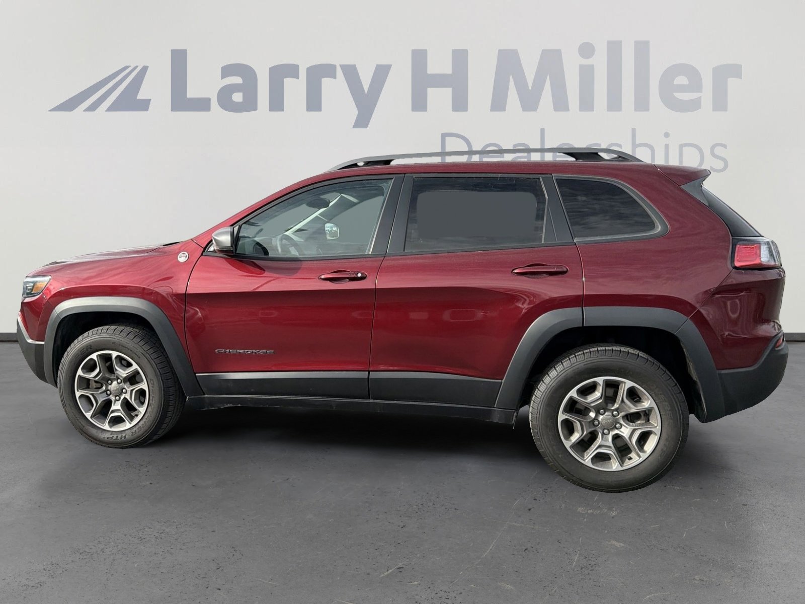 Used 2021 Jeep Cherokee Trailhawk w/ Comfort/Convenience Group image 5