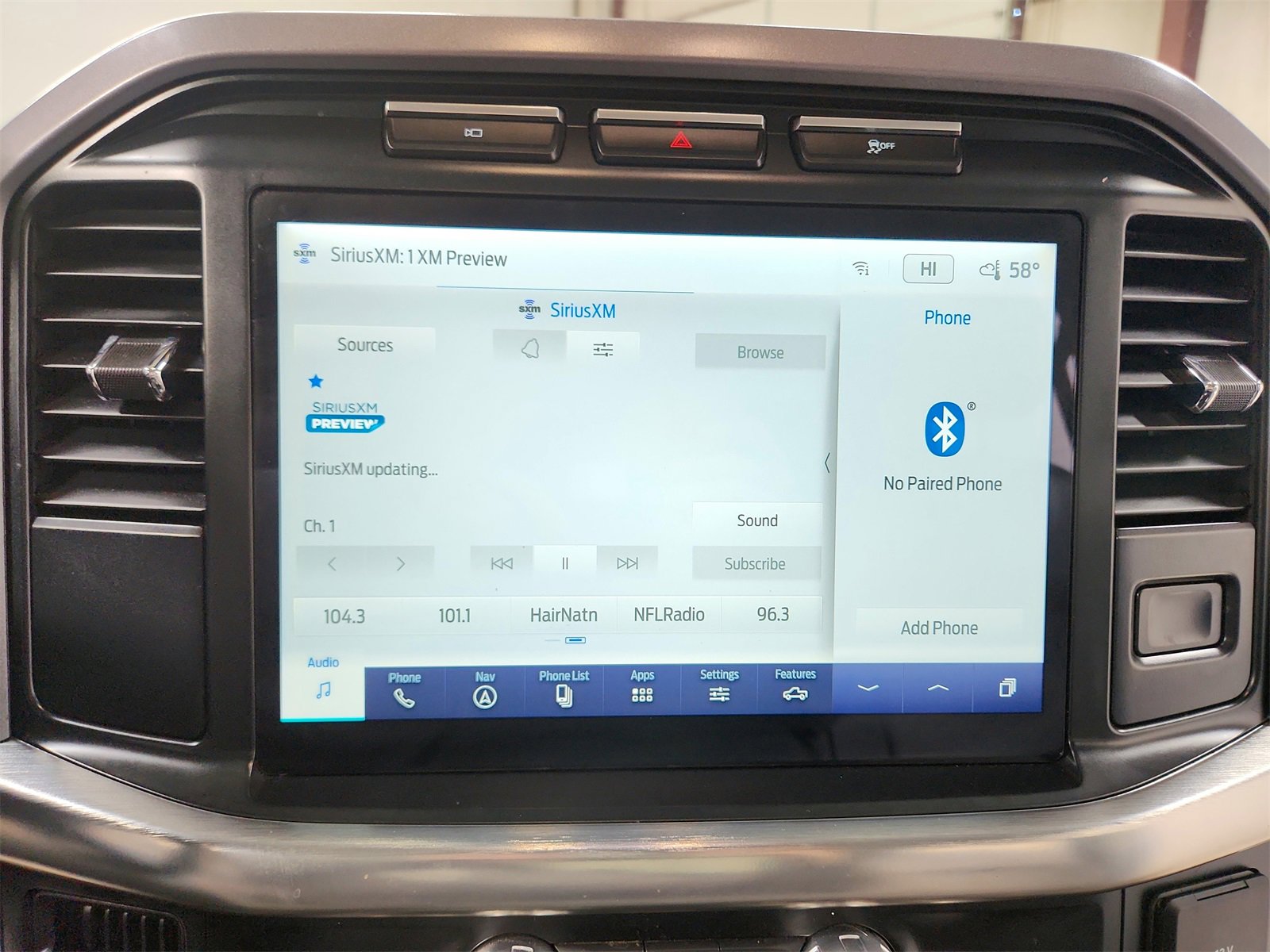 Used 2023 Ford F150 Lariat image 29