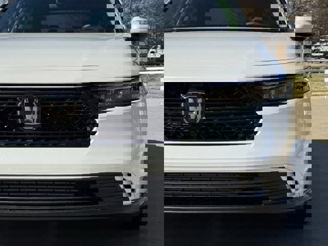 Used 2024 Honda Accord EX image 10