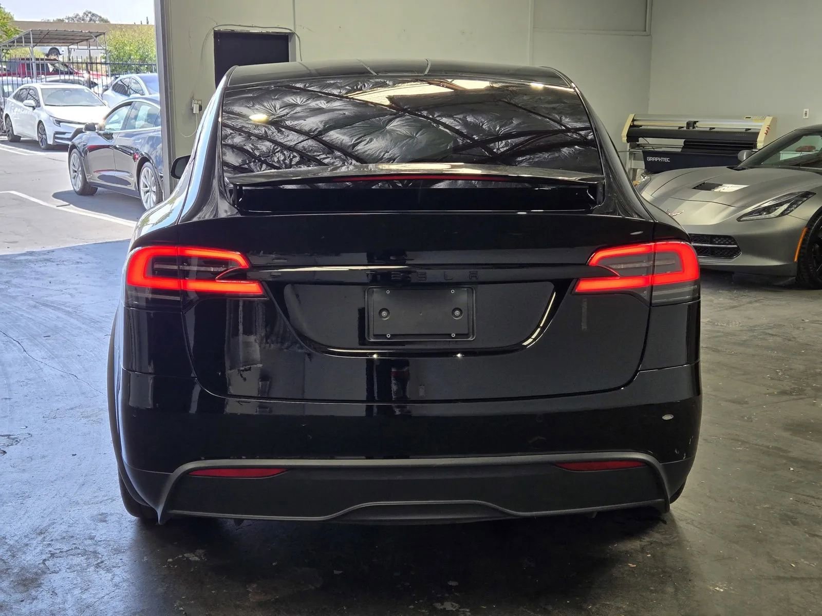Used 2023 Tesla Model X image 3