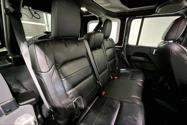 Used 2021 Jeep Wrangler Unlimited Sahara image 26