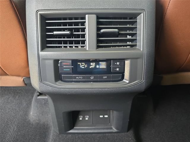 Used 2023 Volkswagen Atlas SE w/ Panoramic Sunroof Package FWD image 15