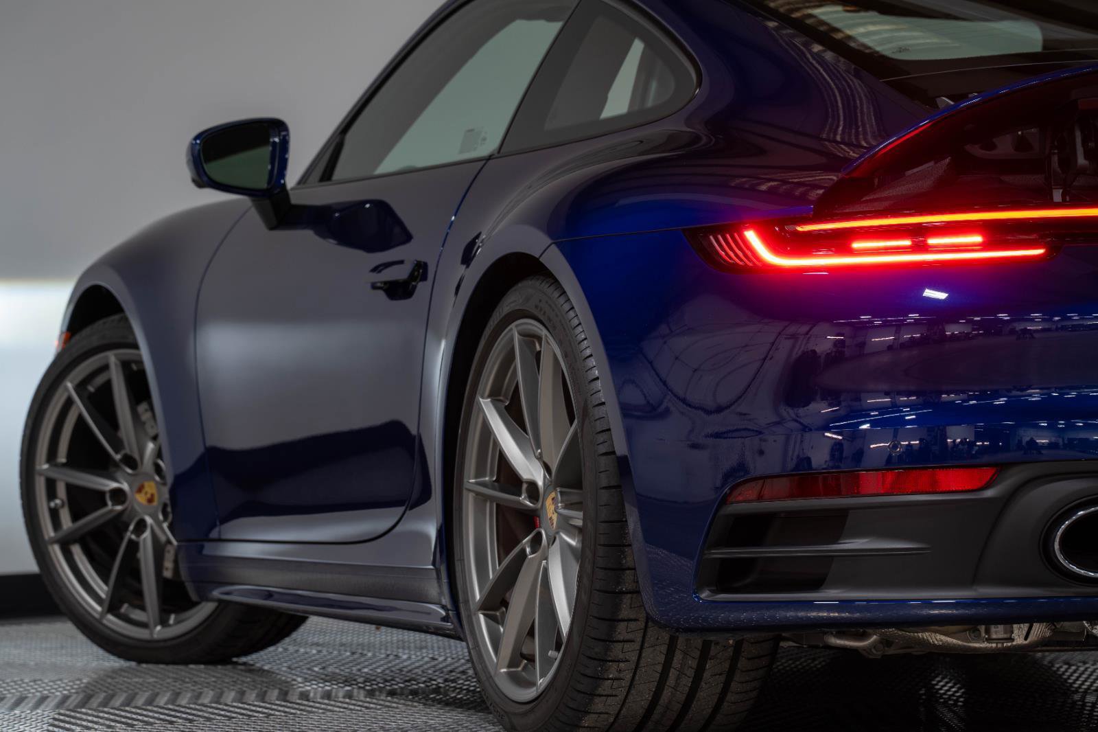 Used 2024 Porsche 911 Carrera 4S image 28