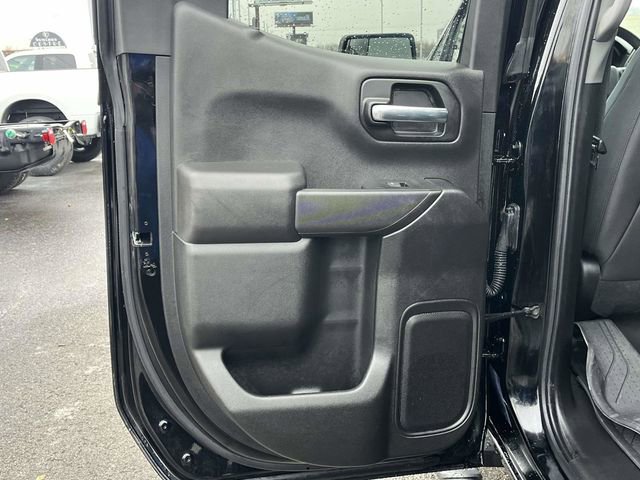 Used 2025 Chevrolet Silverado 1500 Custom w/ Turbomax Blackout Package image 16