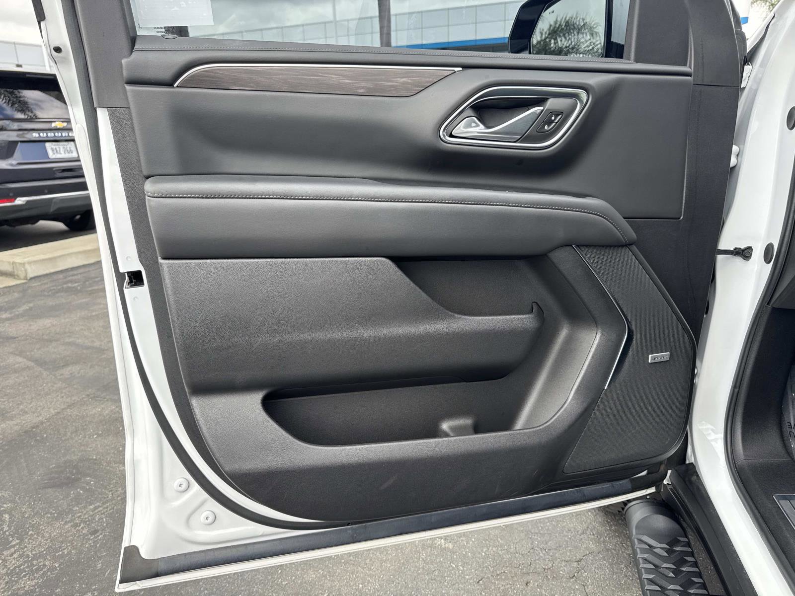 Used 2024 Chevrolet Tahoe Z71 w/ Luxury Package image 20