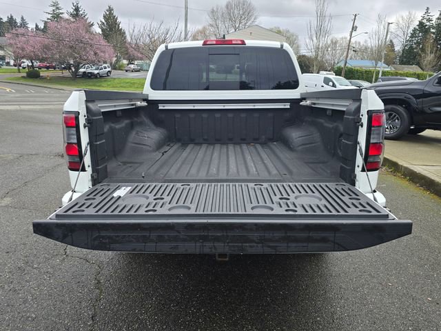 Used 2023 Nissan Frontier PRO-4X w/ Pro Convenience Package image 9