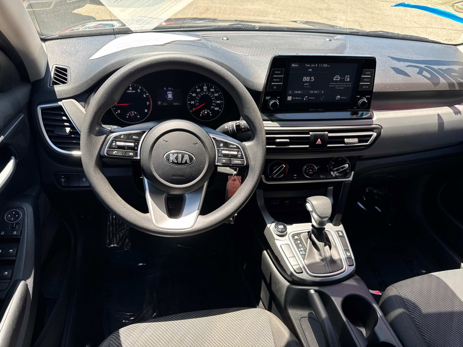 Used 2021 Kia Seltos LX image 9