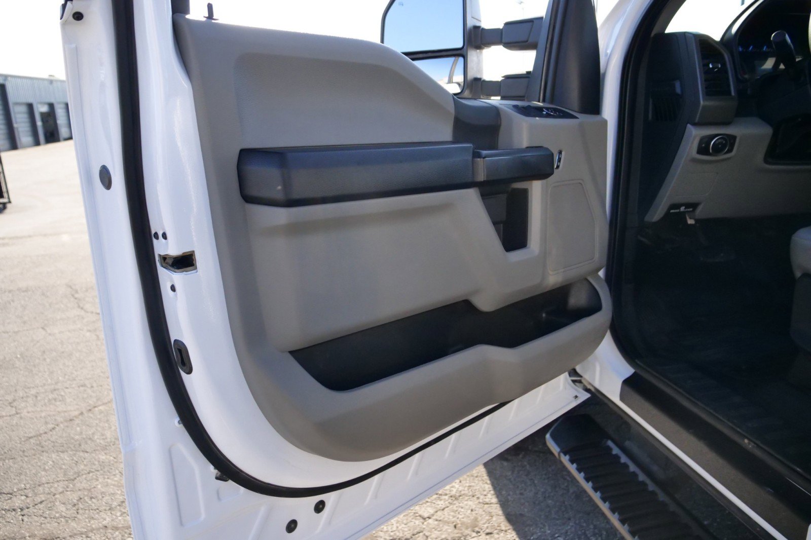 Used 2022 Ford F250 XL w/ Power Equipment Group image 16