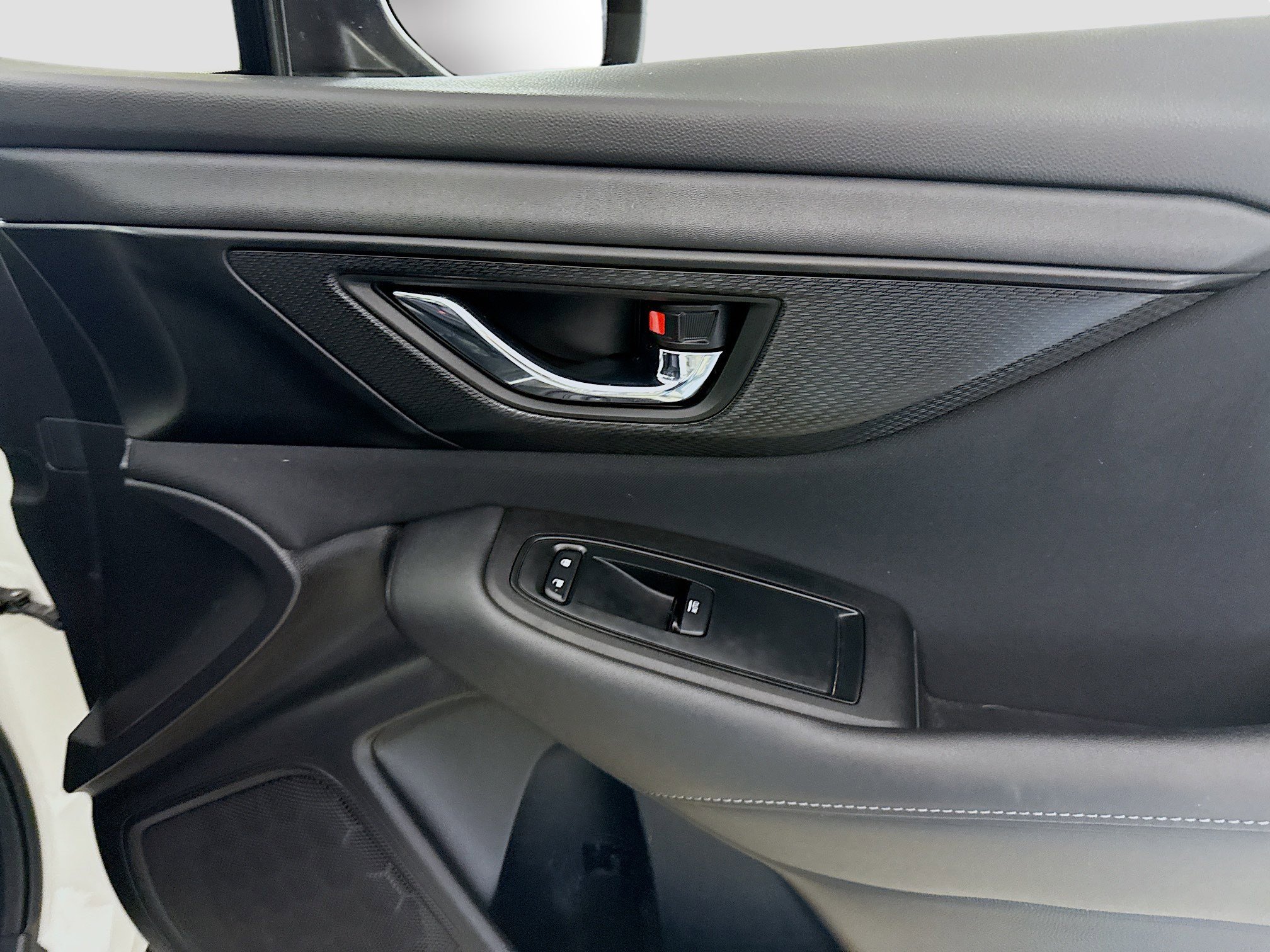 Used 2023 Subaru Outback Premium image 31