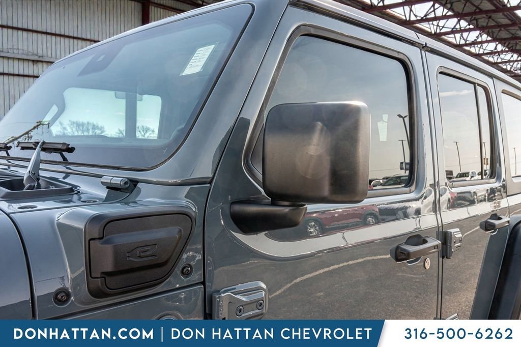 Used 2024 Jeep Wrangler Unlimited image 29