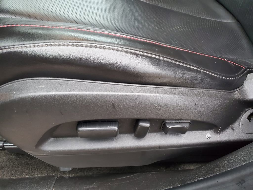 Used 2017 GMC Terrain SLT w/ Open Road Package image 14