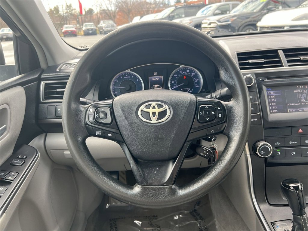 Used 2017 Toyota Camry LE image 16