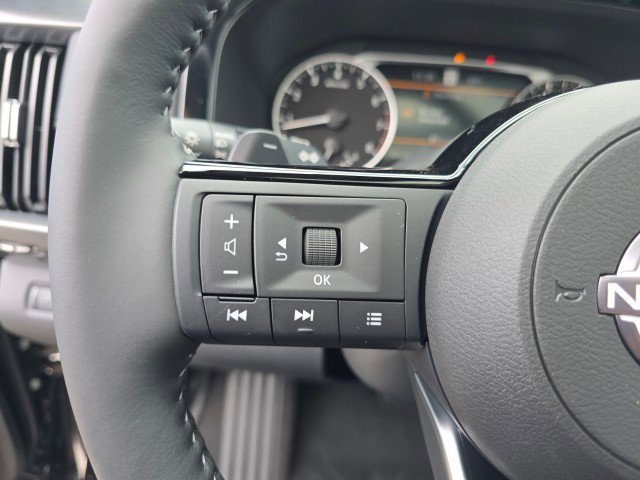 New 2025 Nissan Pathfinder SL w/ SL Premium Package image 30