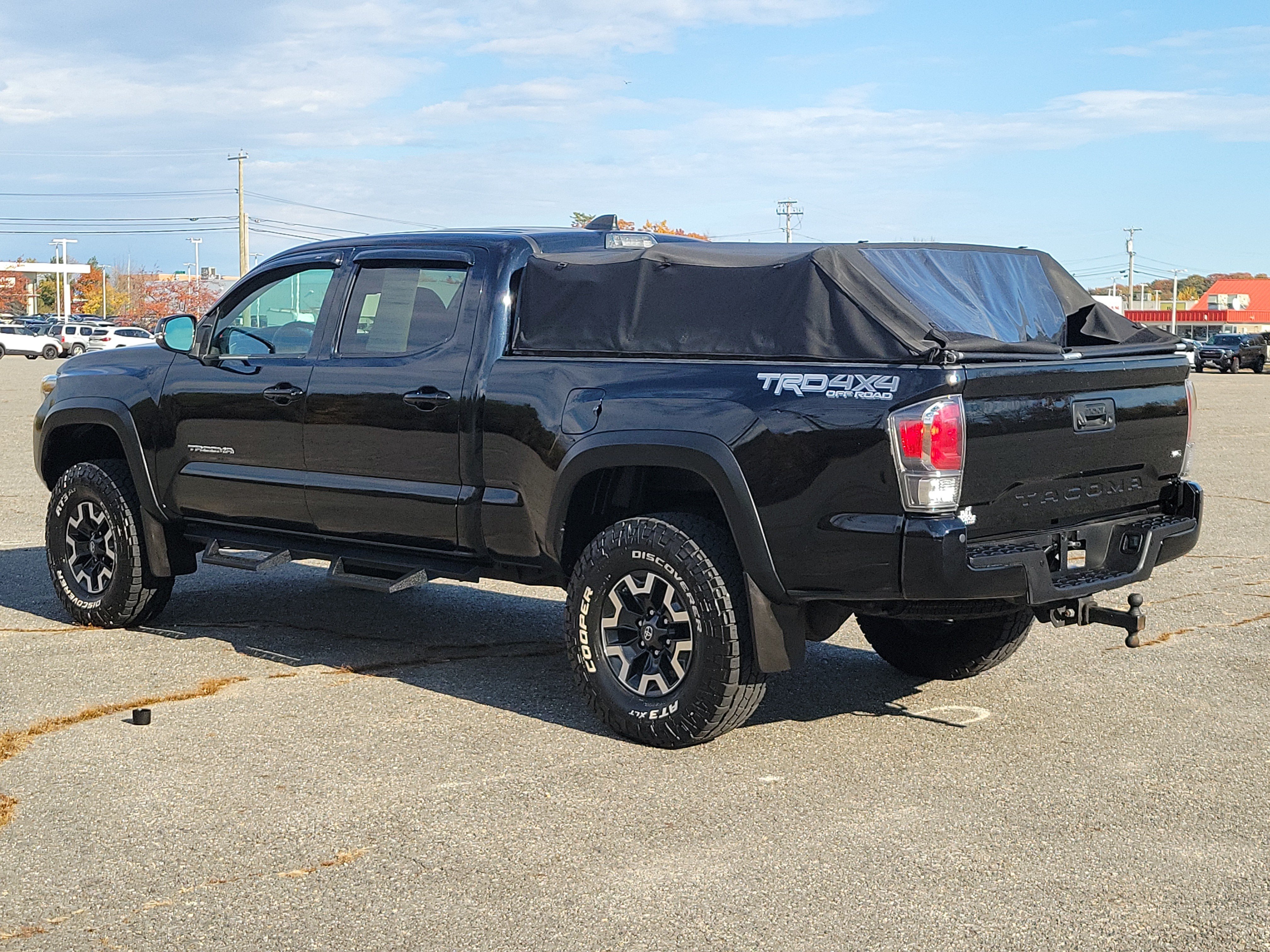 Used 2020 Toyota Tacoma TRD Off-Road w/ Technology Package AWD/4WD image 7