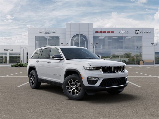 New 2025 Jeep Grand Cherokee Limited w/ Trailer Tow Package image 5