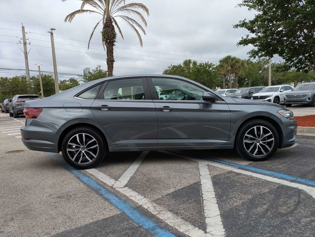 Used 2019 Volkswagen Jetta SE FWD image 7