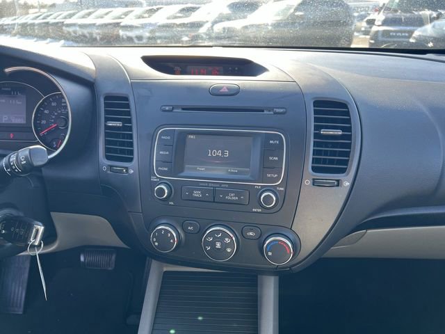 Used 2016 Kia Forte LX w/ LX Popular Plus Package image 21