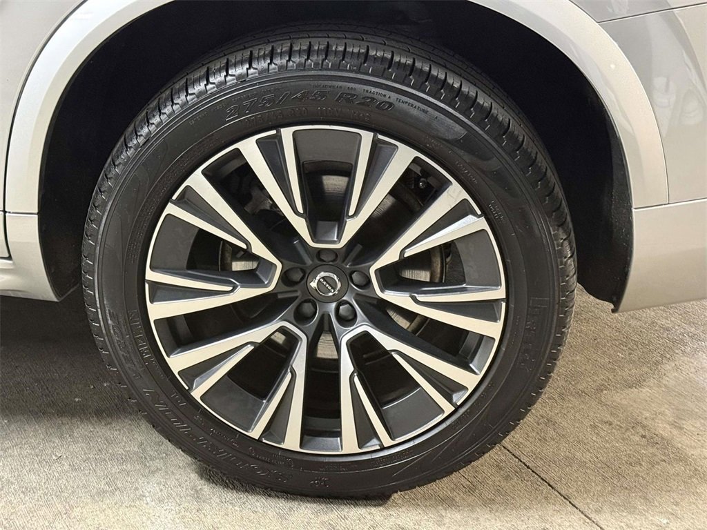Used 2022 Volvo XC90 T6 Momentum w/ Climate Package image 13