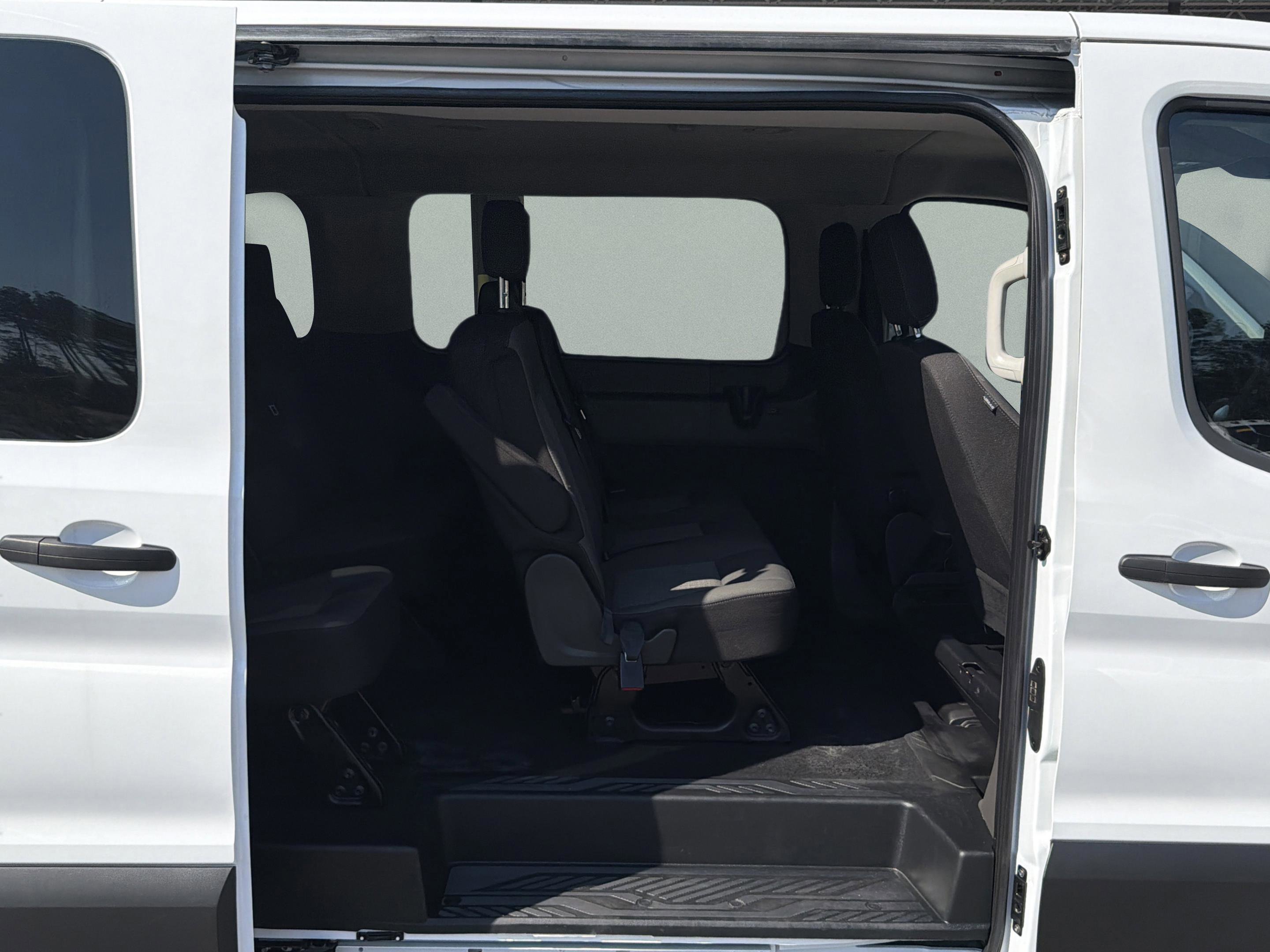 Used 2024 Ford Transit 350 XLT RWD image 23