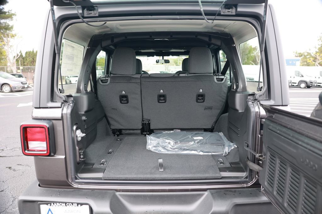 New 2026 Jeep Wrangler Sport image 32