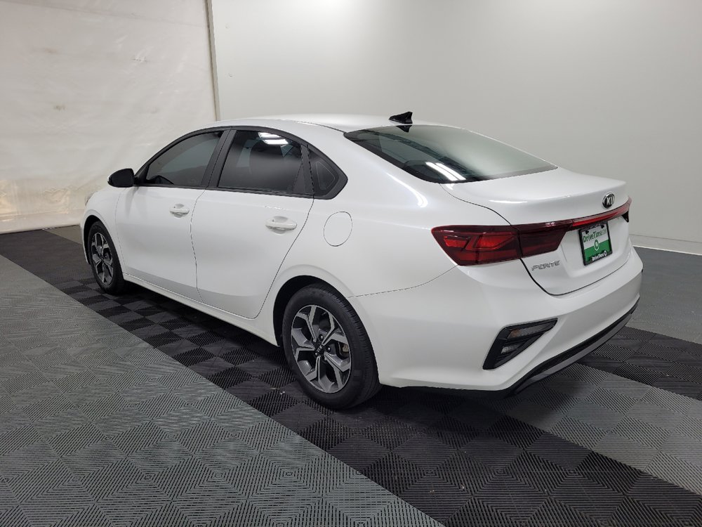 Used 2021 Kia Forte LXS FWD image 3