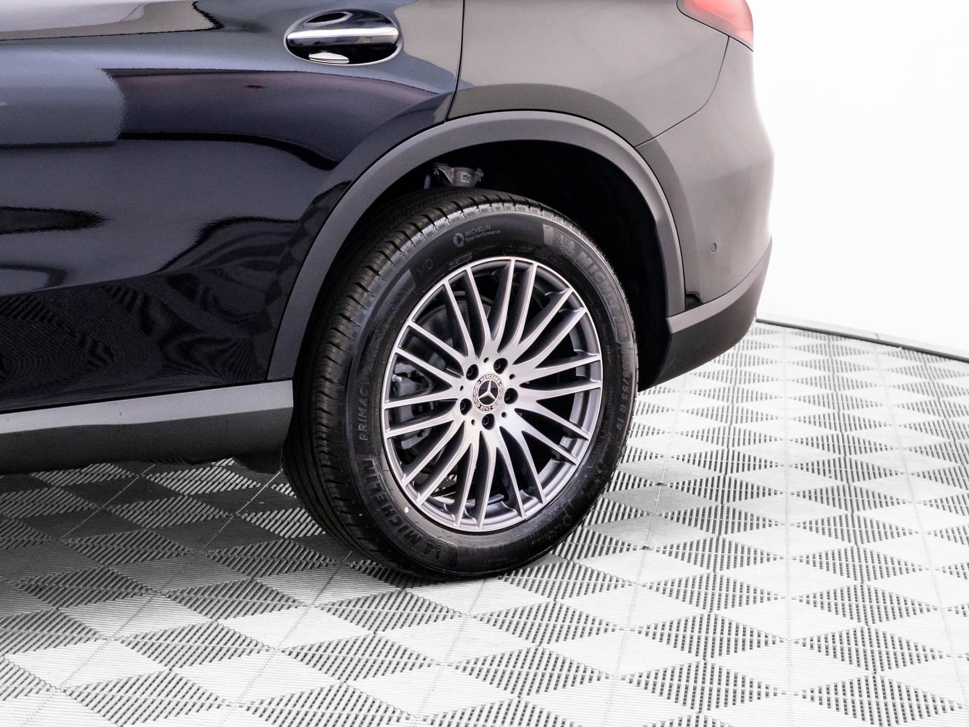 New 2026 Mercedes-Benz GLC 300 4MATIC image 35