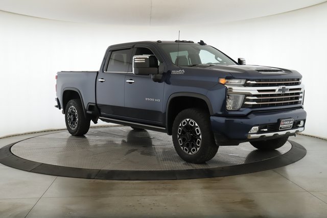 Used 2021 Chevrolet Silverado 3500 High Country image 2