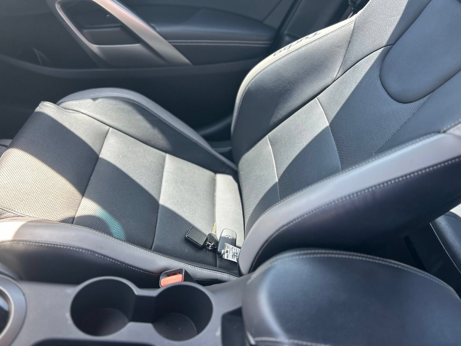 Used 2016 Hyundai Veloster Turbo FWD image 22