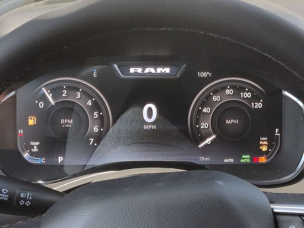 New 2026 RAM 1500 Big Horn AWD/4WD image 18
