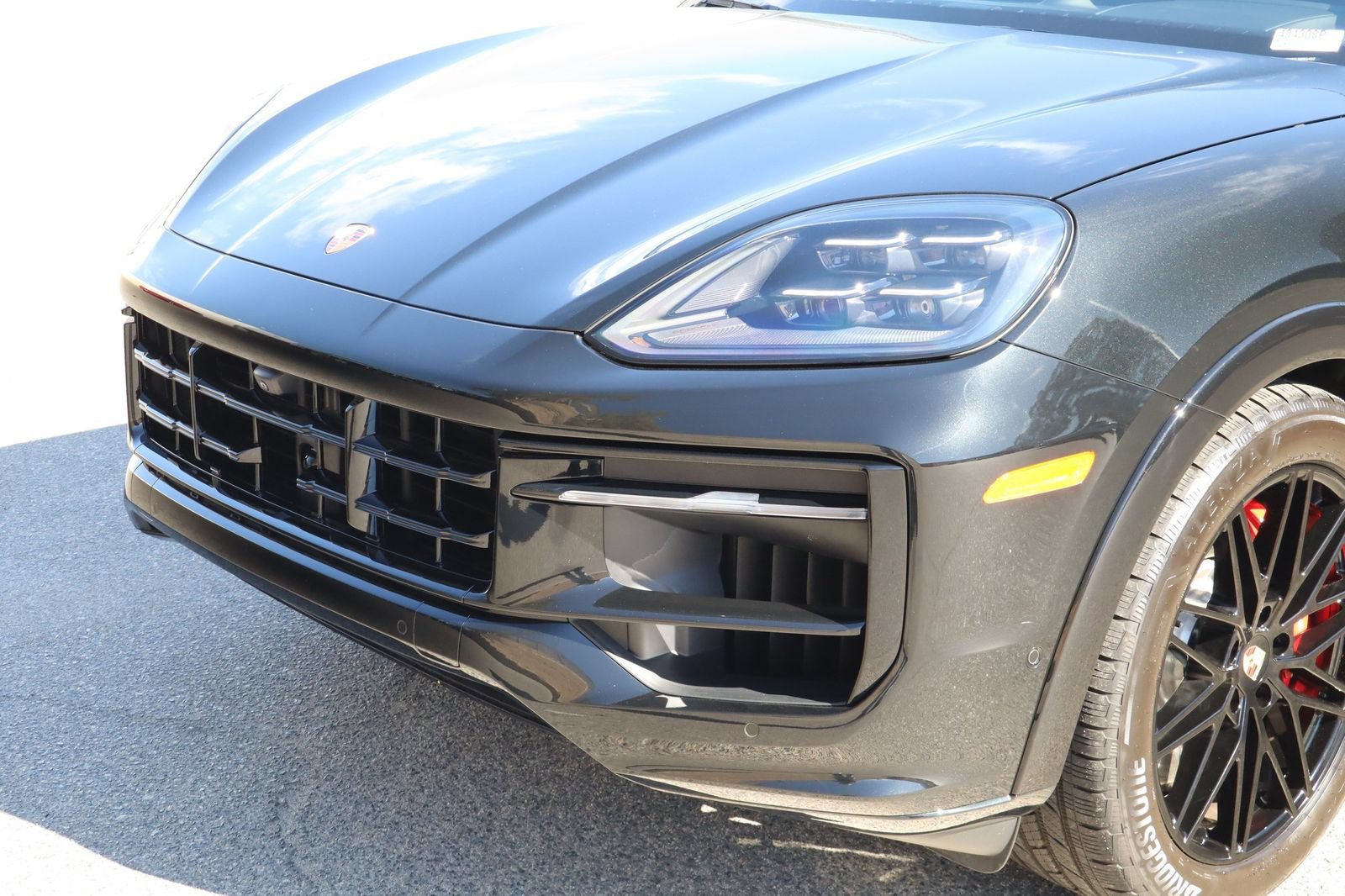 Used 2026 Porsche Cayenne GTS AWD/4WD image 8