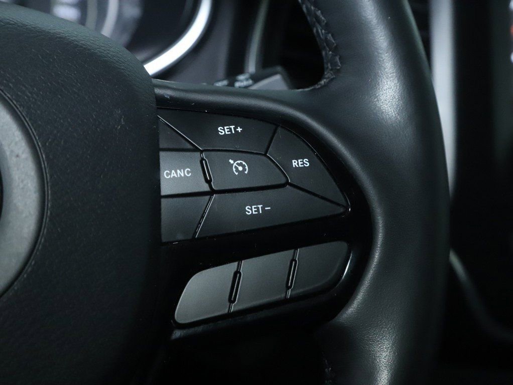 Used 2019 Jeep Cherokee Latitude Plus image 24