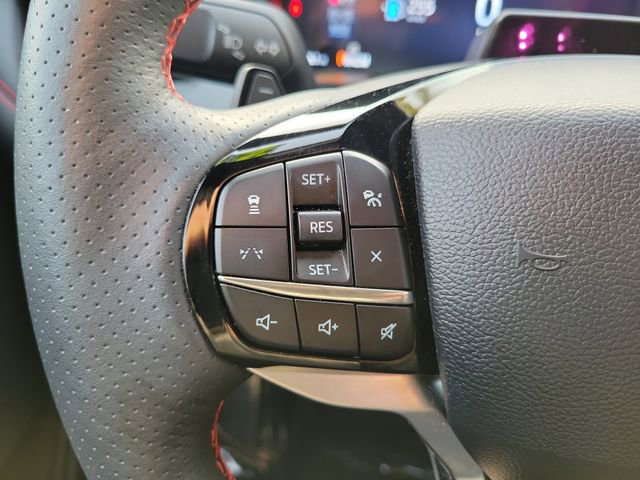 Used 2025 Ford Explorer ST image 5