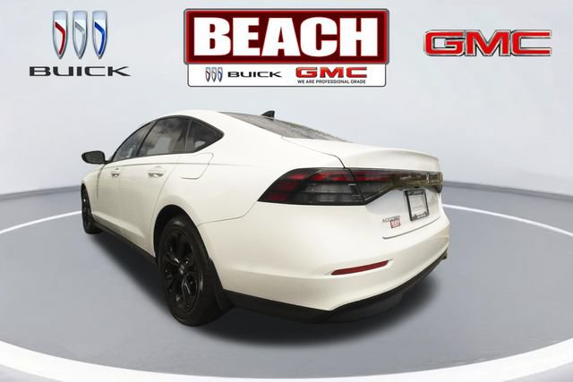 Used 2025 Honda Accord SE image 5