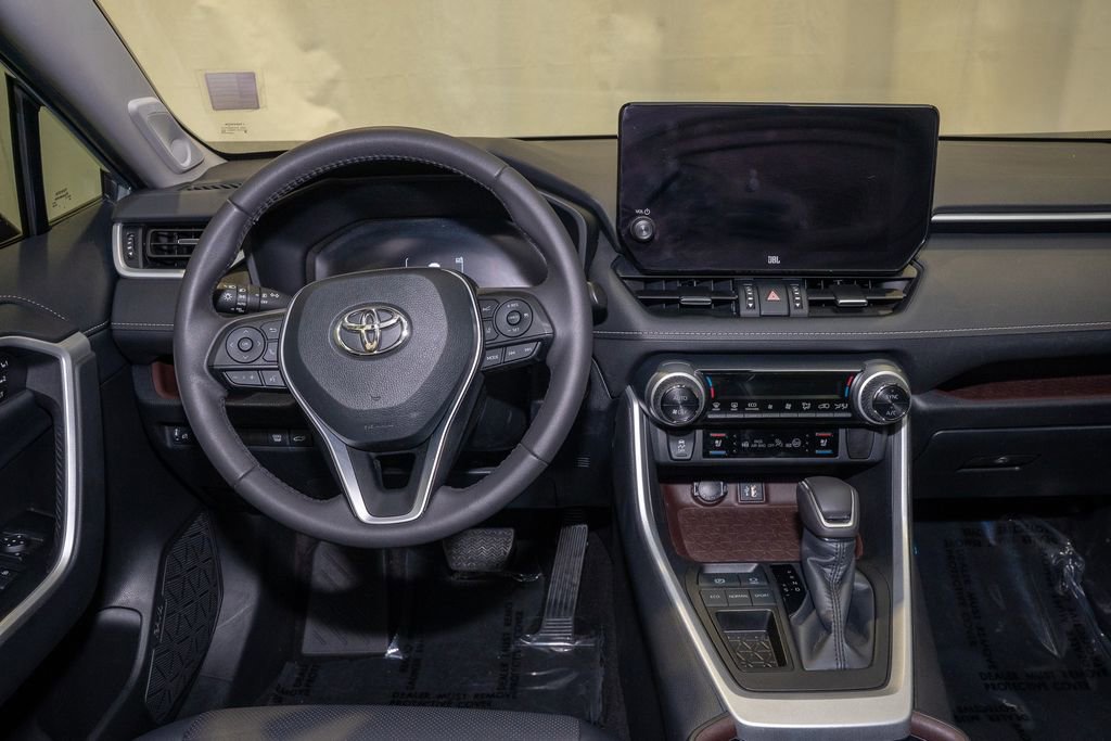 Used 2023 Toyota RAV4 Limited image 7