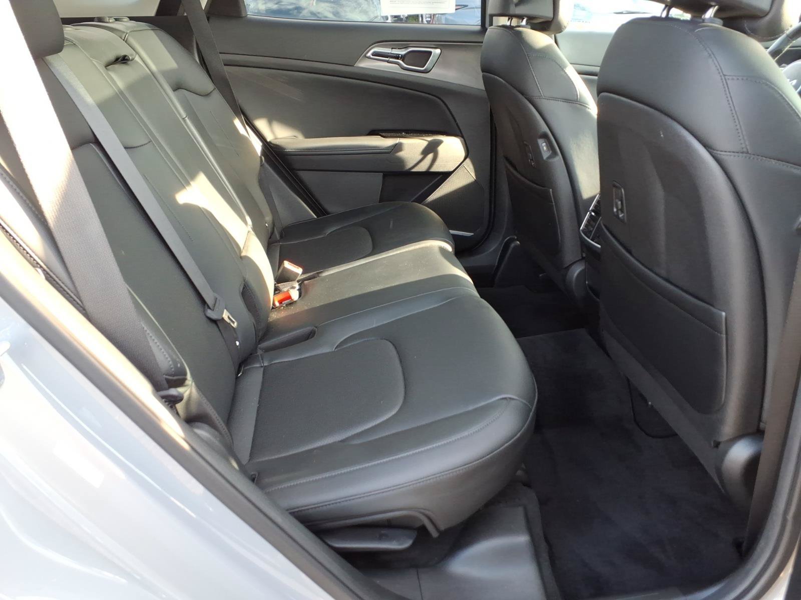 Used 2023 Kia Sportage SX FWD image 27